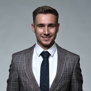 Dominik Košťál- finančný sprostredkovateľ, finančný poradca